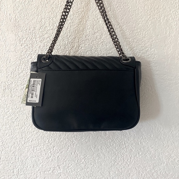 Badgley Mischka Black Quilted Crossbody Bag - Picture 4 of 4